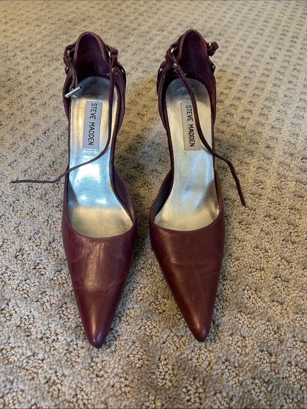 Steve Madden Burgundy Pointed Toe Ankle Tie Pumps